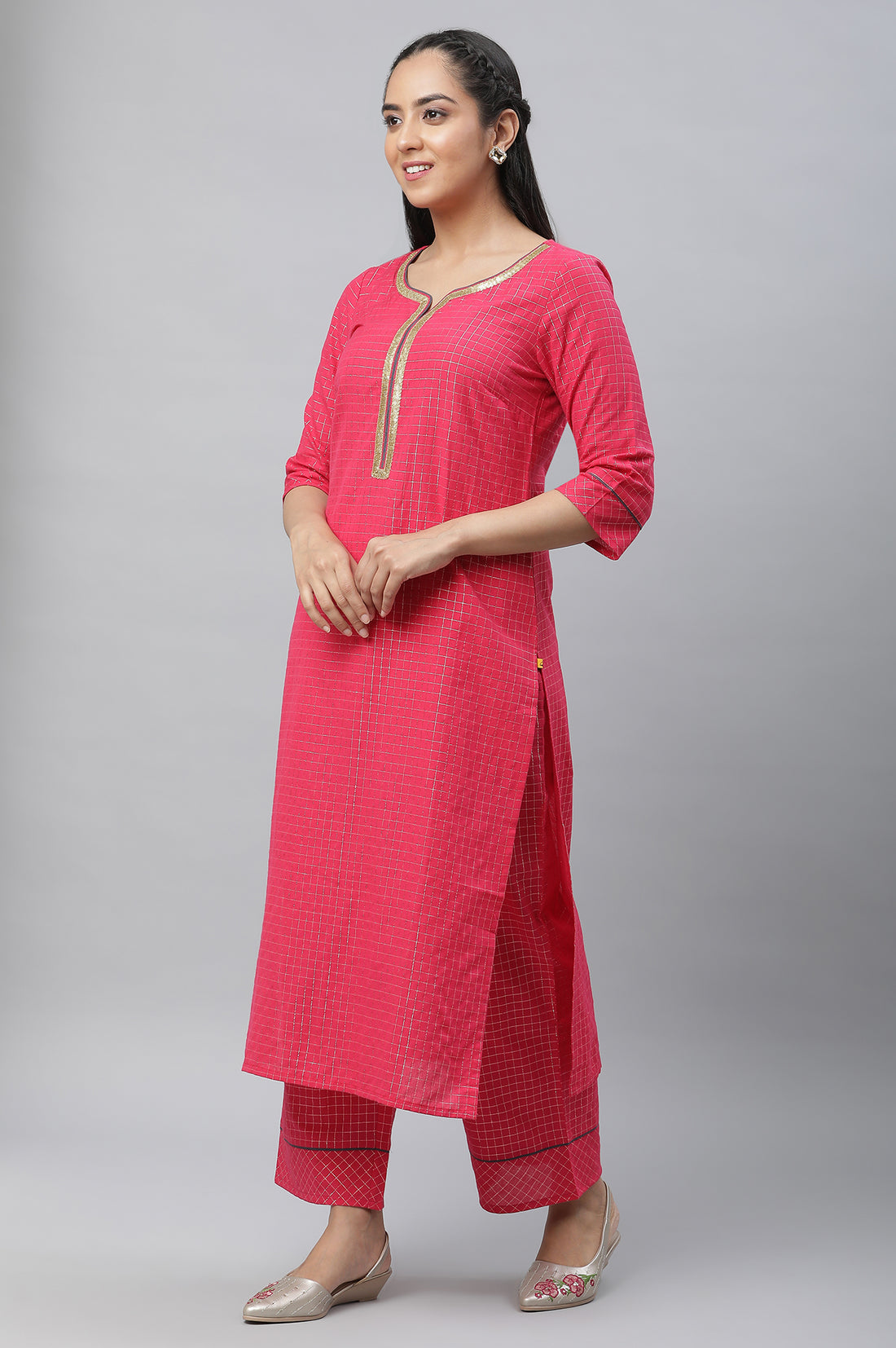 Pink Yarn Dyed Kurta Straight Pants and Grey Dupatta Set