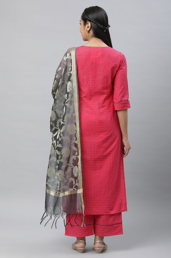 Pink Yarn Dyed Kurta Straight Pants and Grey Dupatta Set