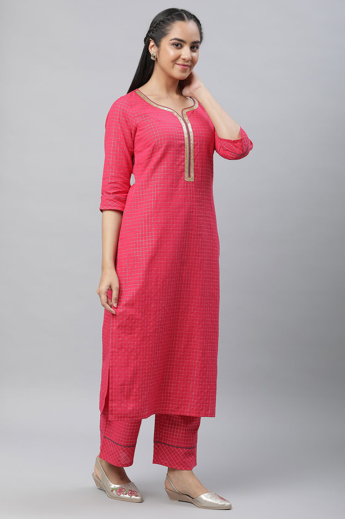Pink Yarn Dyed Kurta Straight Pants and Grey Dupatta Set