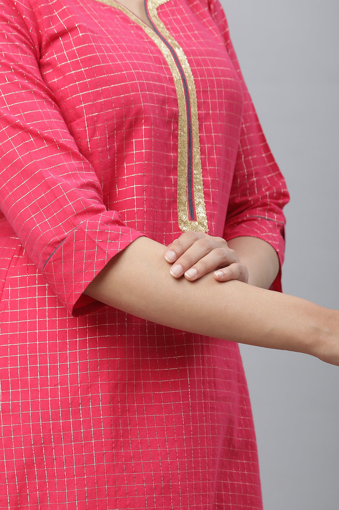 Pink Yarn Dyed Kurta Straight Pants and Grey Dupatta Set