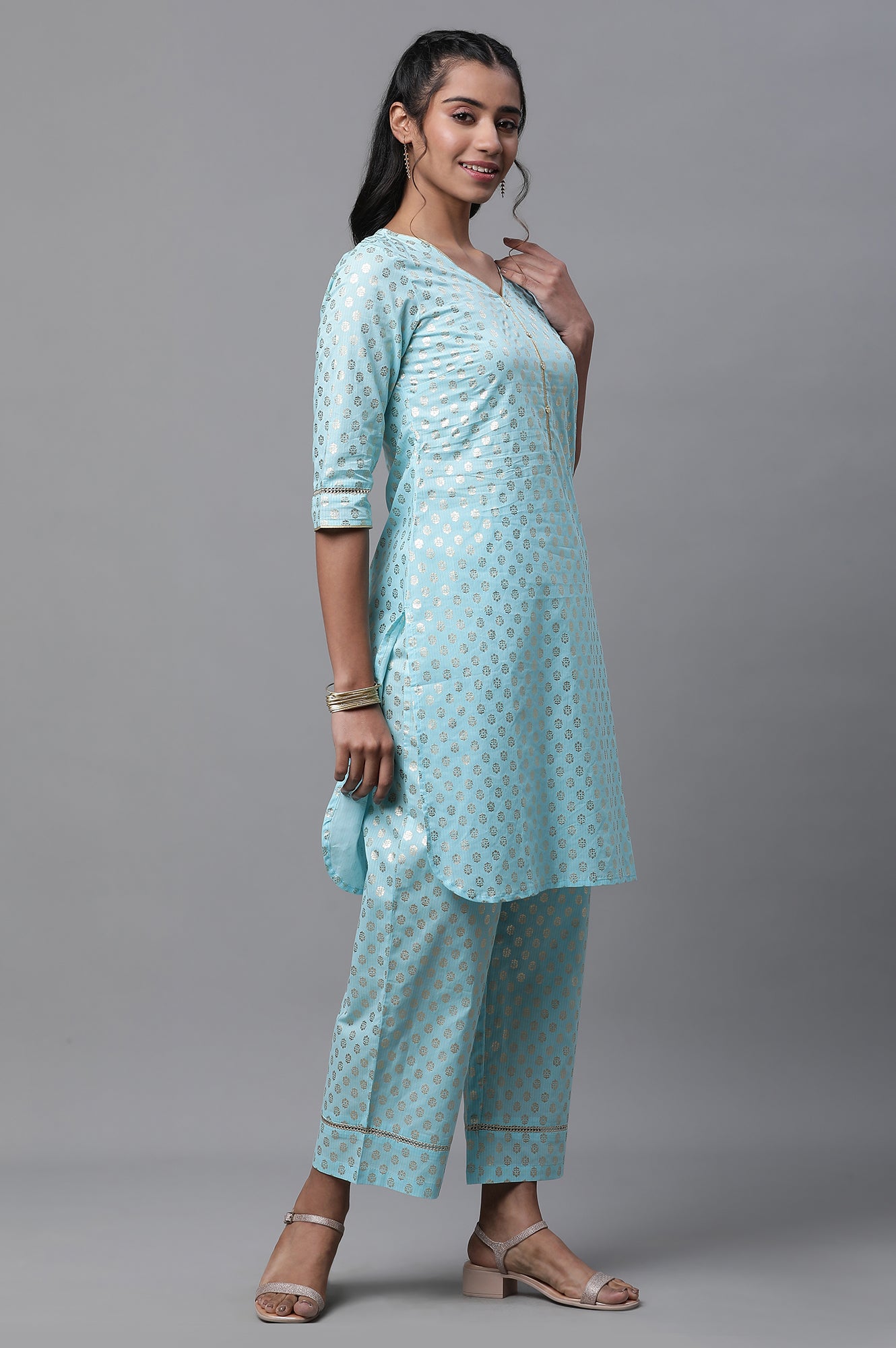 Blue Floral Foil Printed Short Kurta and Pants Co-ord Set