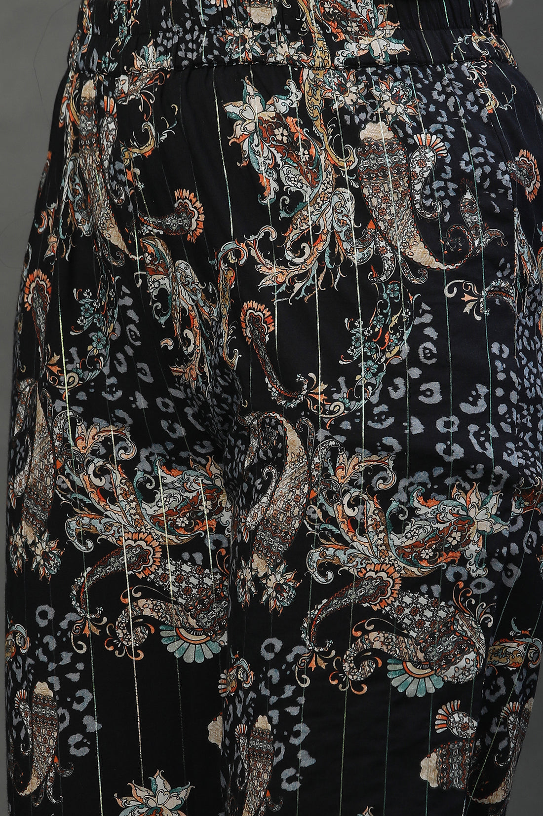 Black Floral Printed Kurta and Pants Co-ord Set