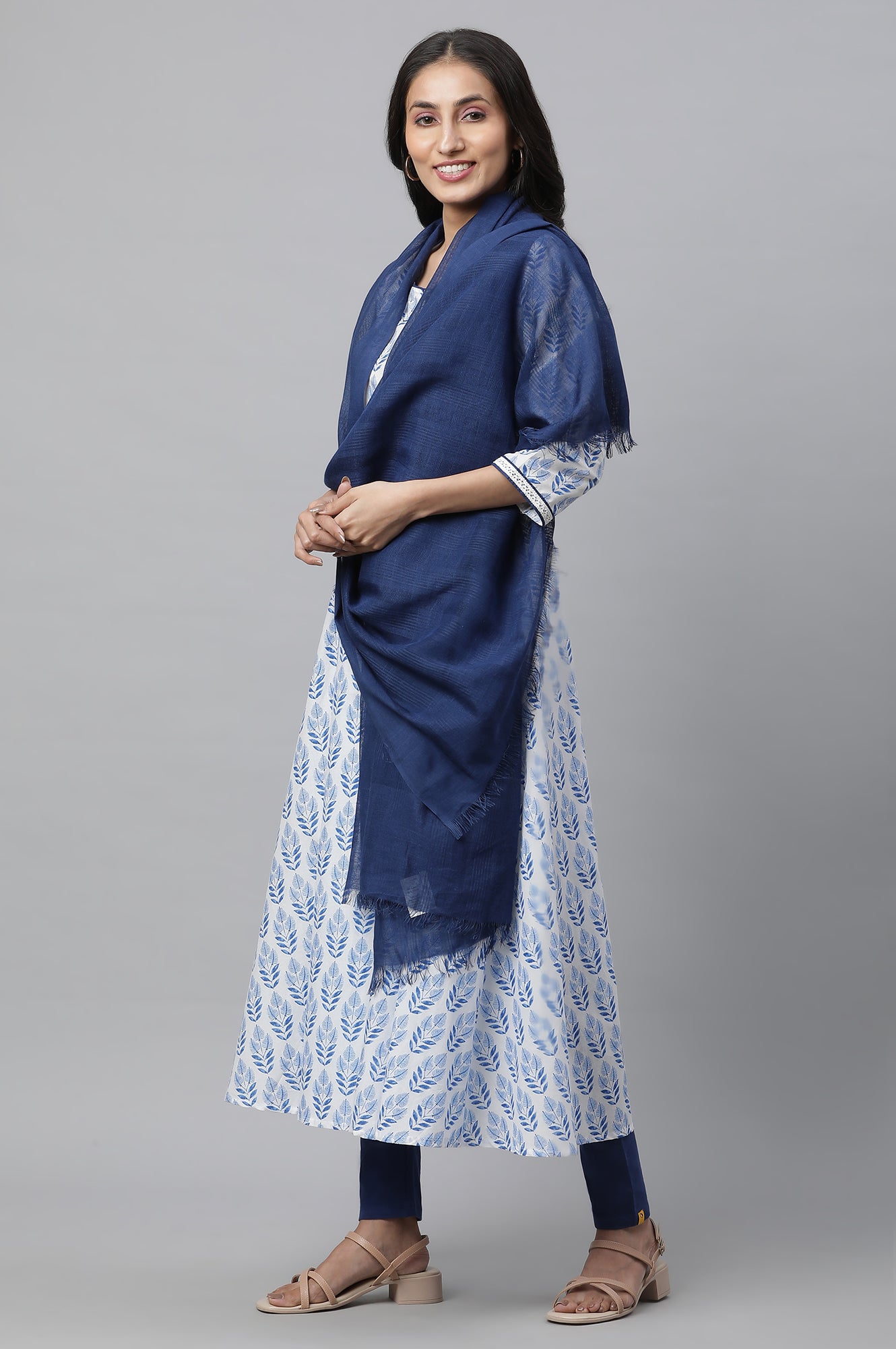 White and Blue Floral Print Kurta, Tights and Dupatta Set