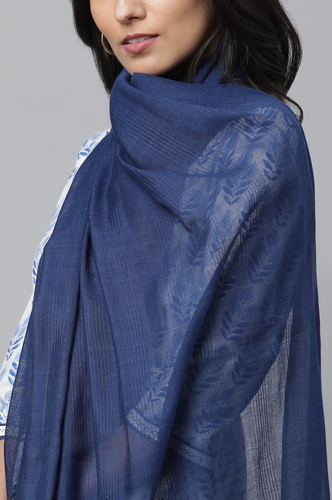 White and Blue Floral Print Kurta, Tights and Dupatta Set