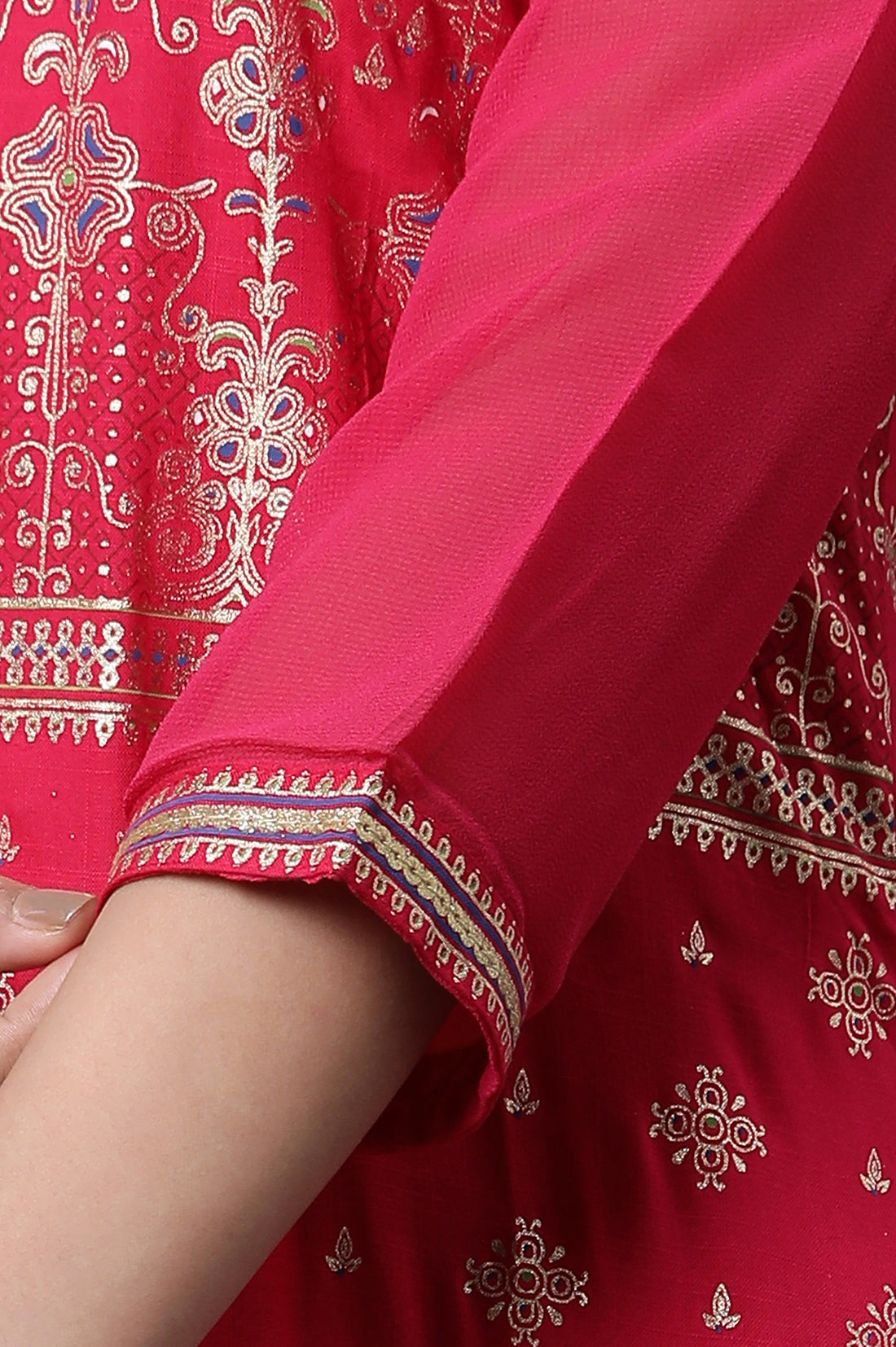 Pink Embellished Kurta and Pants Set