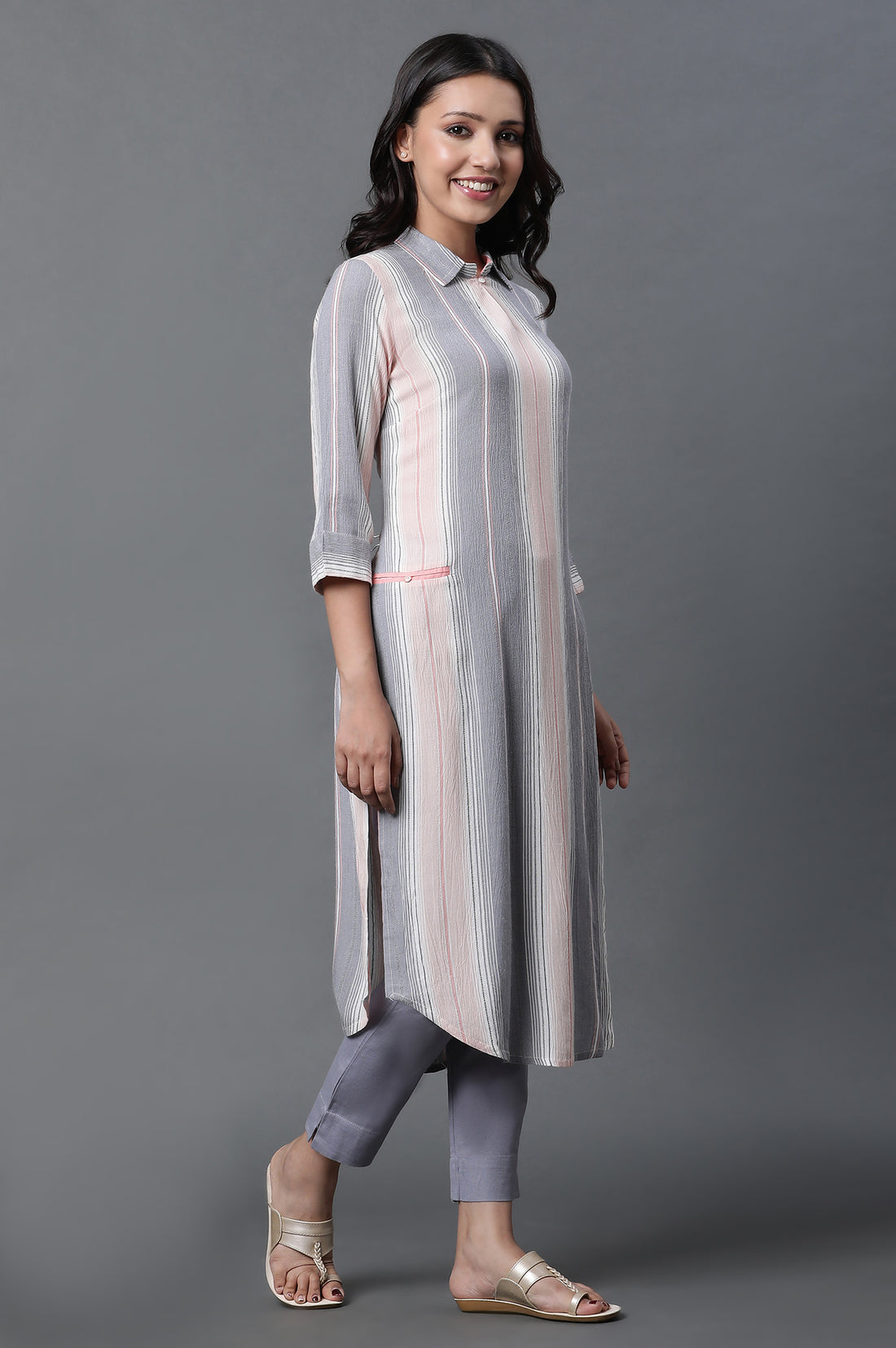 Multi-coloured Dobby Kurta and Pants Set