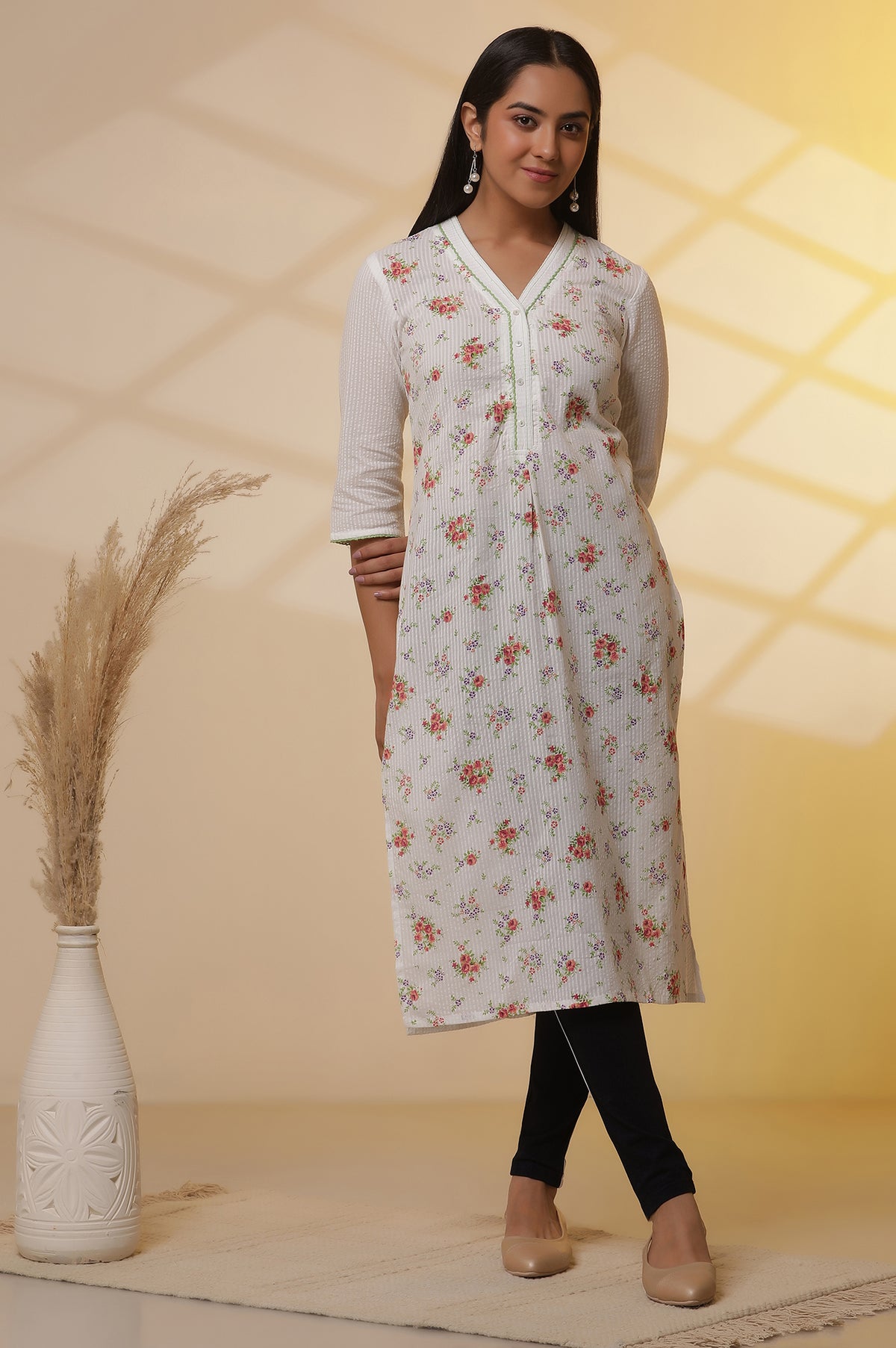 White Textured Cotton Floral Printed Kurta and Denim Jeggings Set - S
