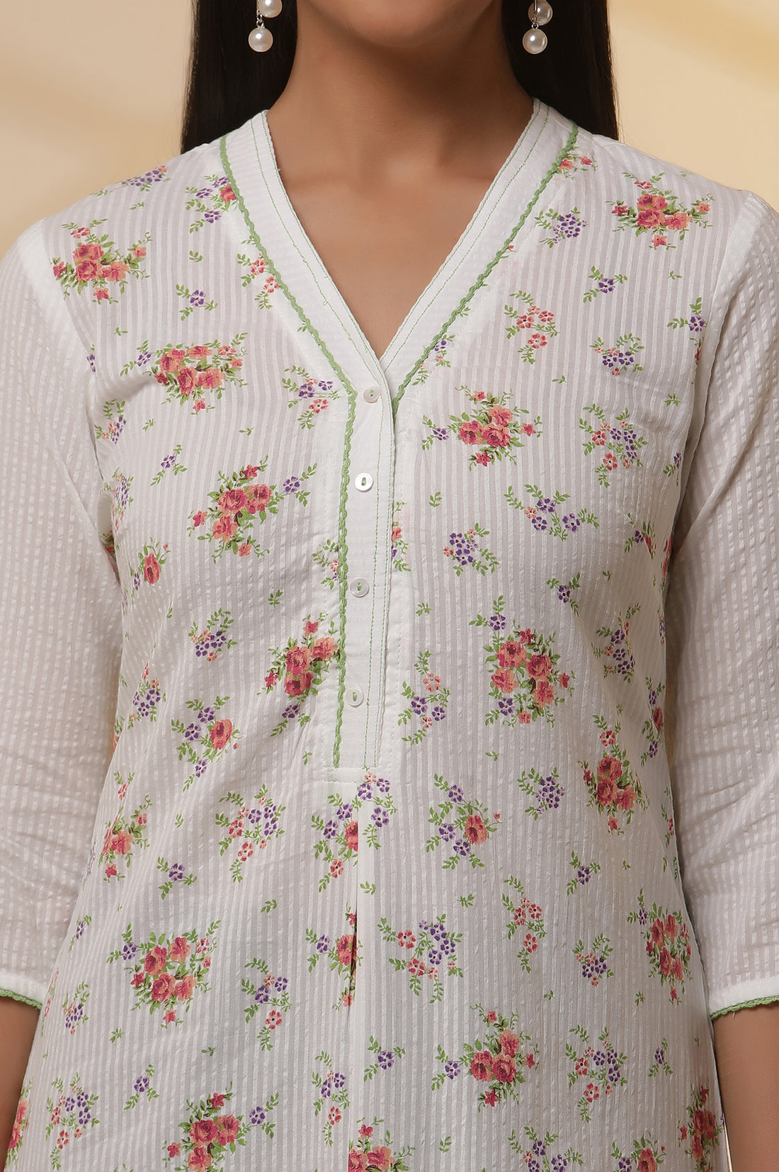 White Textured Cotton Floral Printed Kurta and Denim Jeggings Set