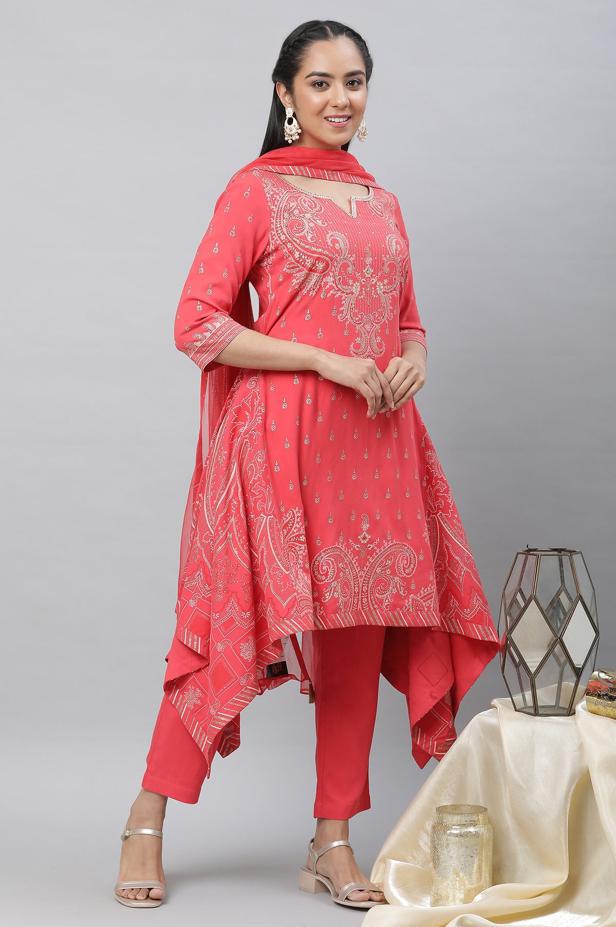 Red Asymmetrical Kurta, Trousers and Dupatta Set - S