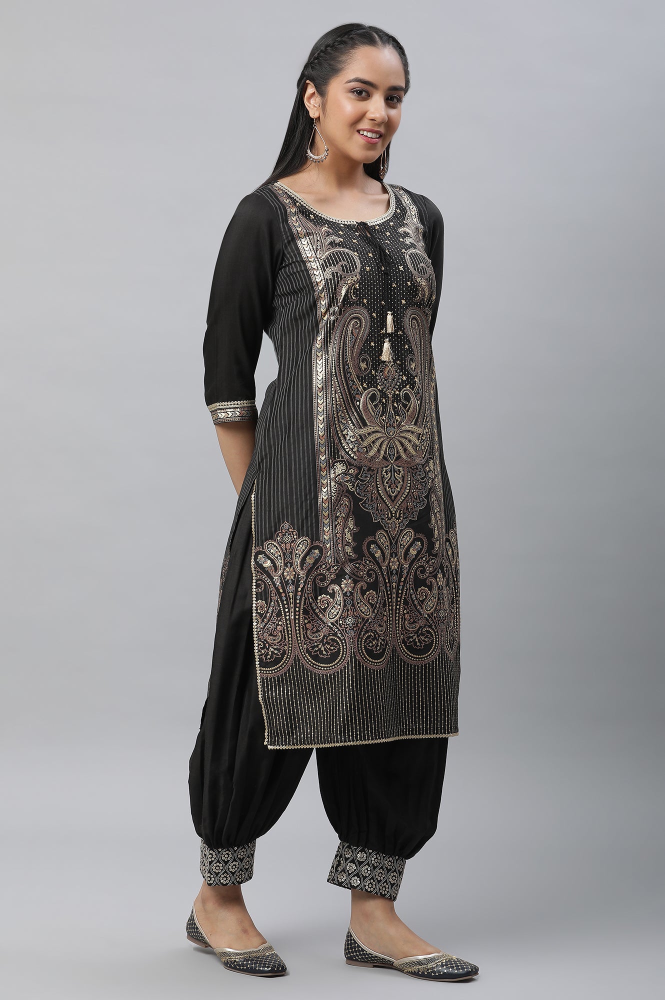 Black Hevy Festive Kurta, Salwar and Dupatta Set