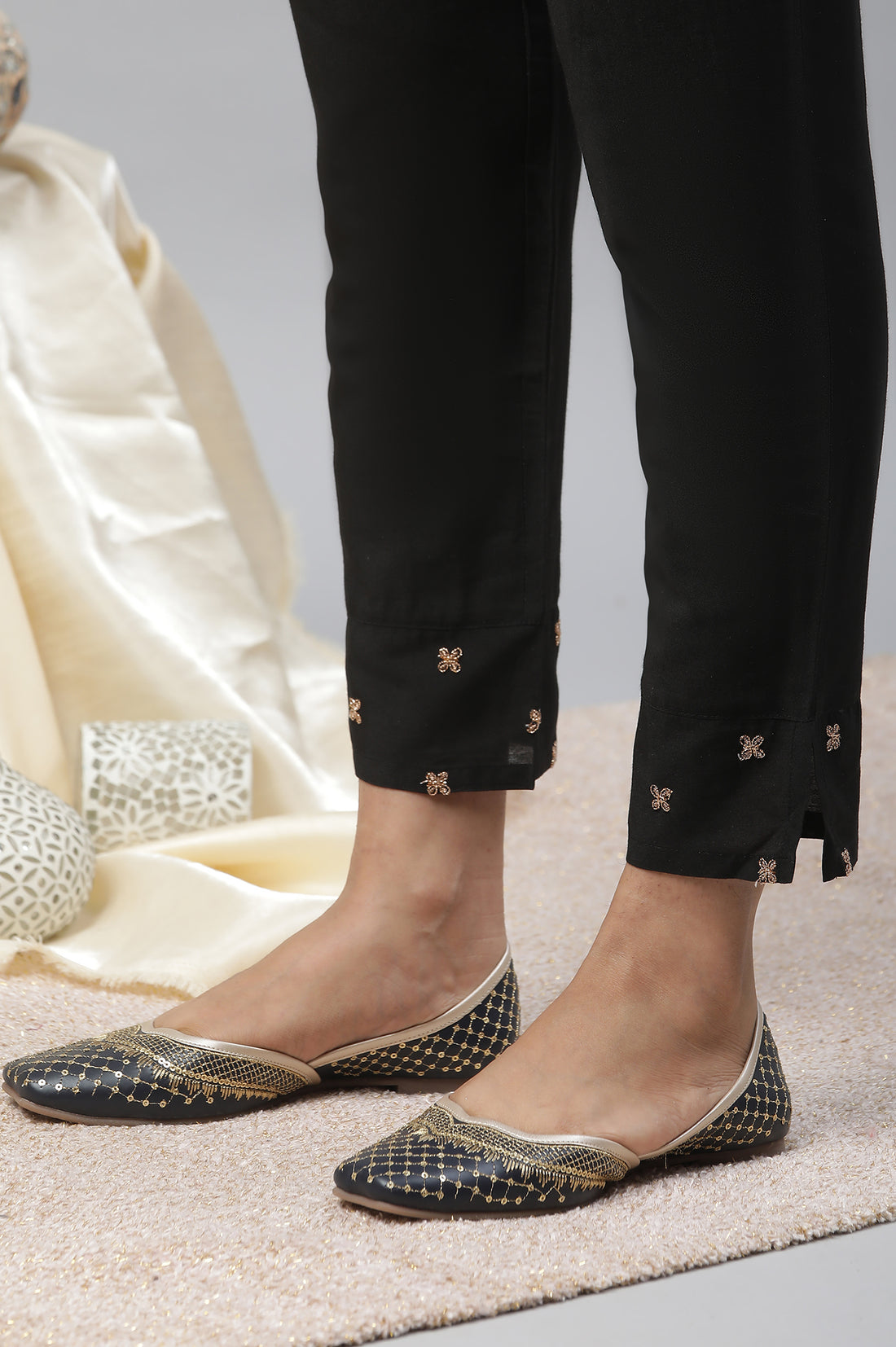 Black Zari Embellished Kurta Pants Dupatta Set