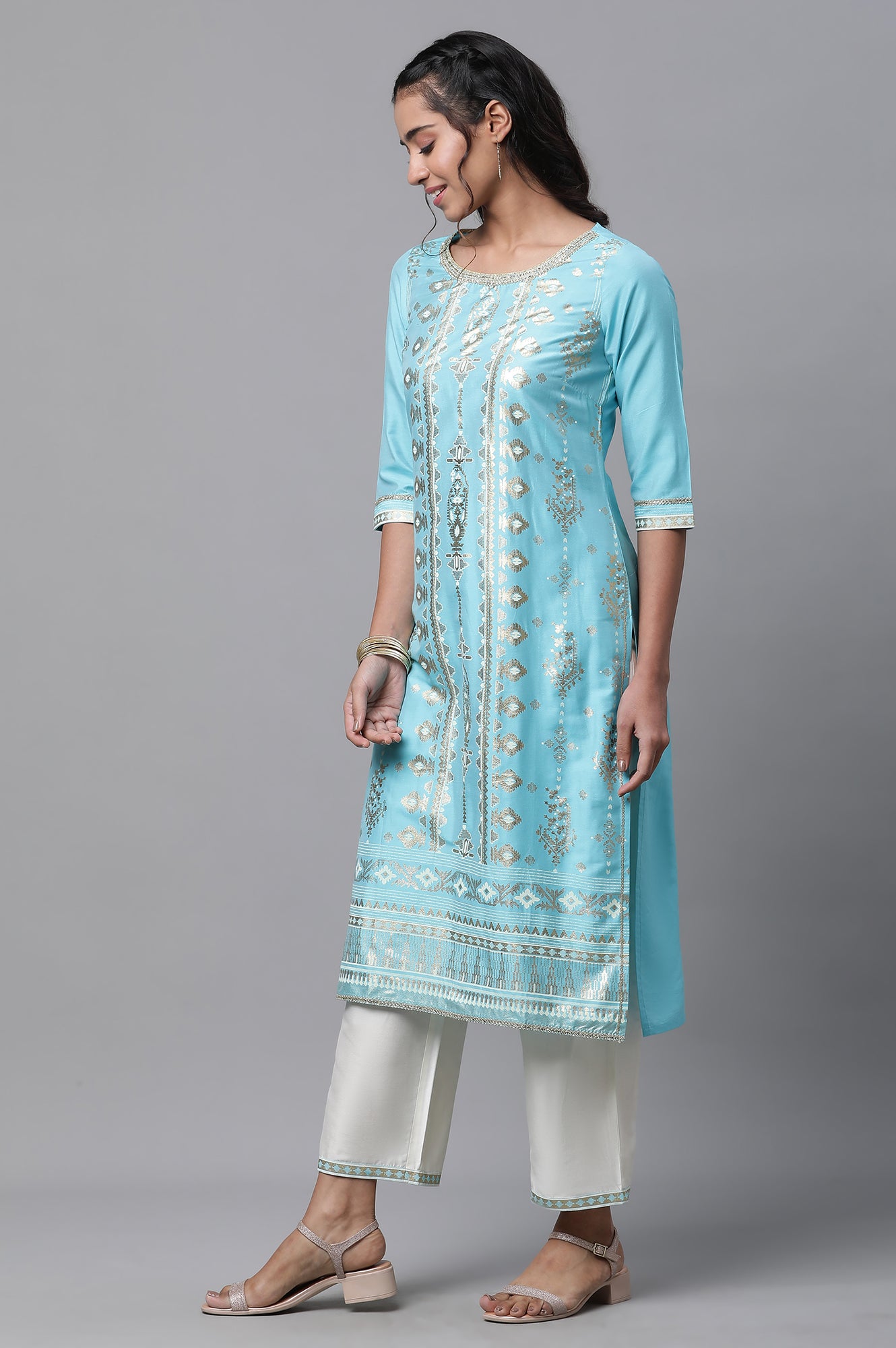 Blue Foil Printed Embellished Kurta, Pants and Dupatta Set