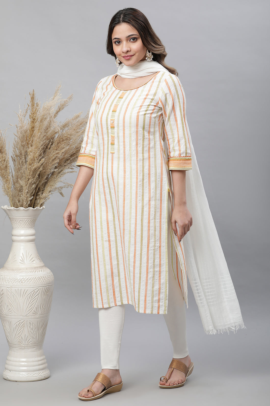 White Geometric Woven Rectangular Cotton Dupatta