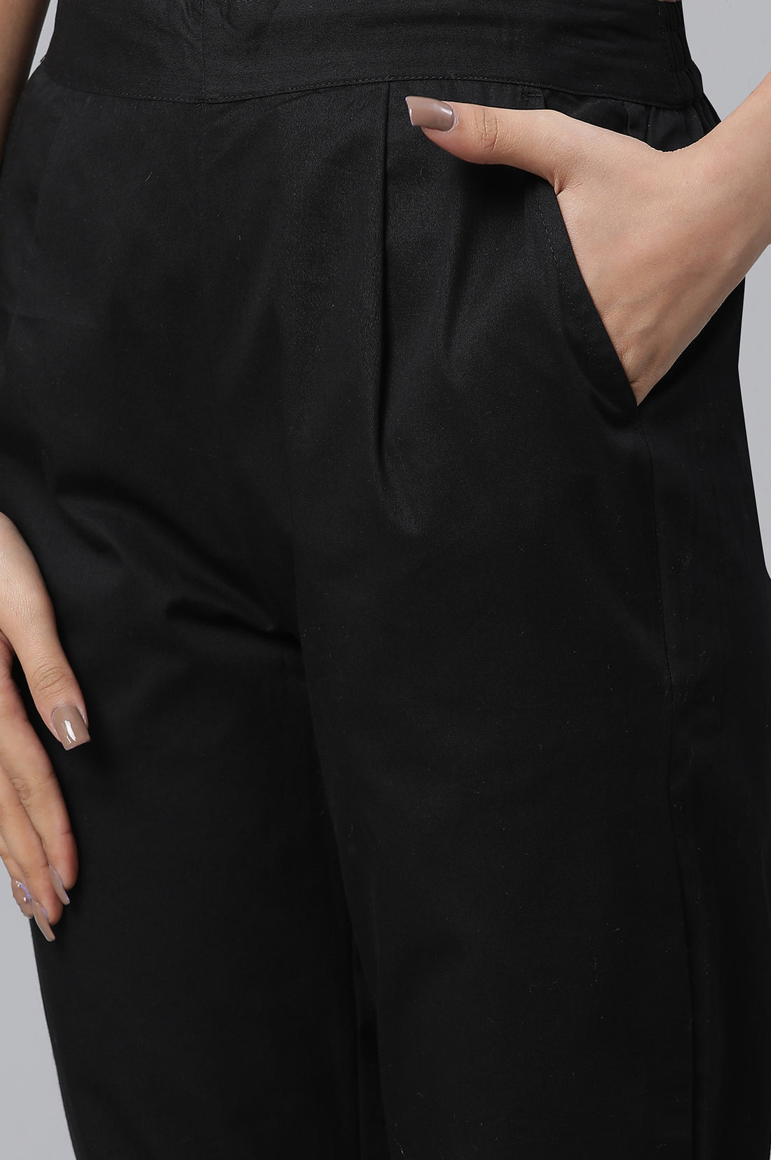 Black Solid Straight Fit Cotton Pants With Elasticated Waist