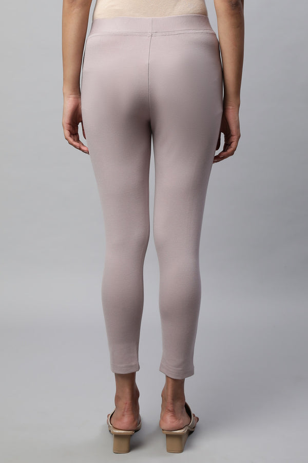 Elleven Women's Light Purple Solid Skinny Fit Knit Yoga Tights with Side Pockets