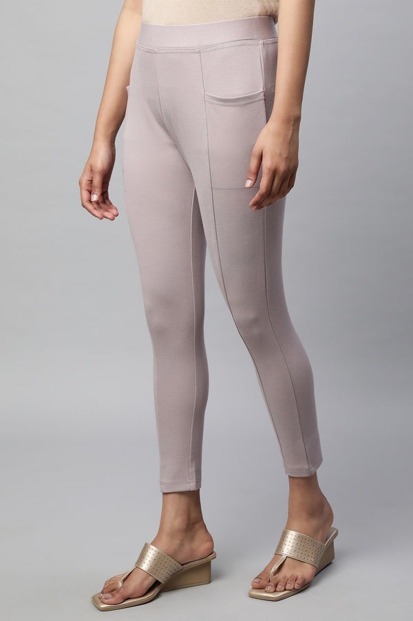 Elleven Women's Light Purple Solid Skinny Fit Knit Yoga Tights with Side Pockets