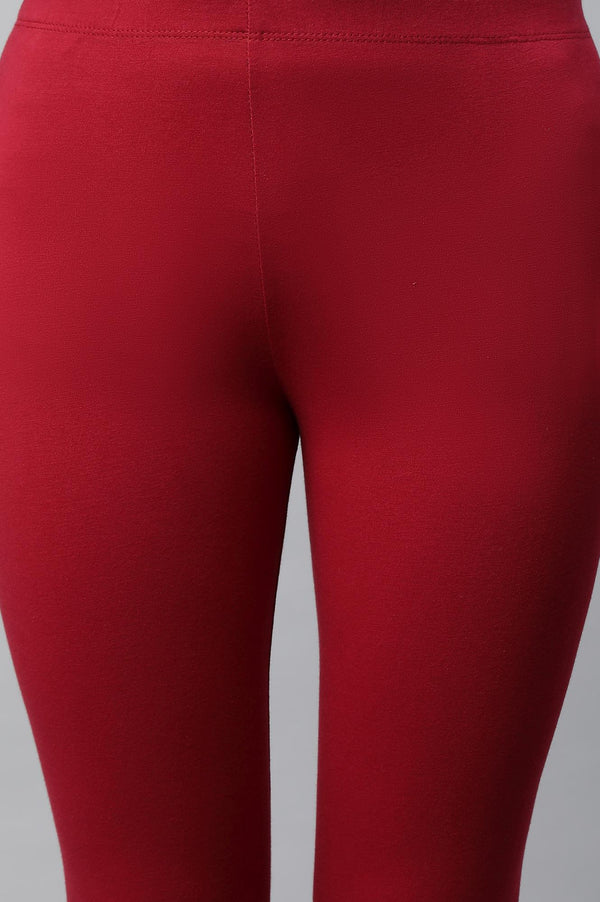 Red Solid Skinny Fit Cotton Tights With Slip On Closure
