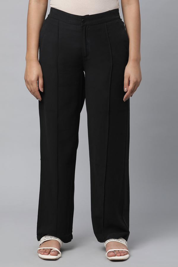 Black Solid Straight Fit Woven Pants With Pintuck Detail