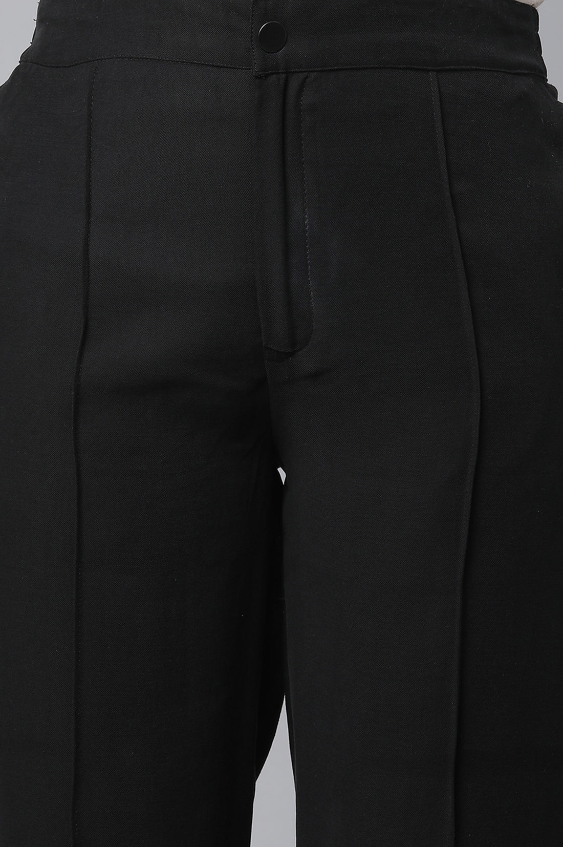 Black Solid Straight Fit Woven Pants With Pintuck Detail
