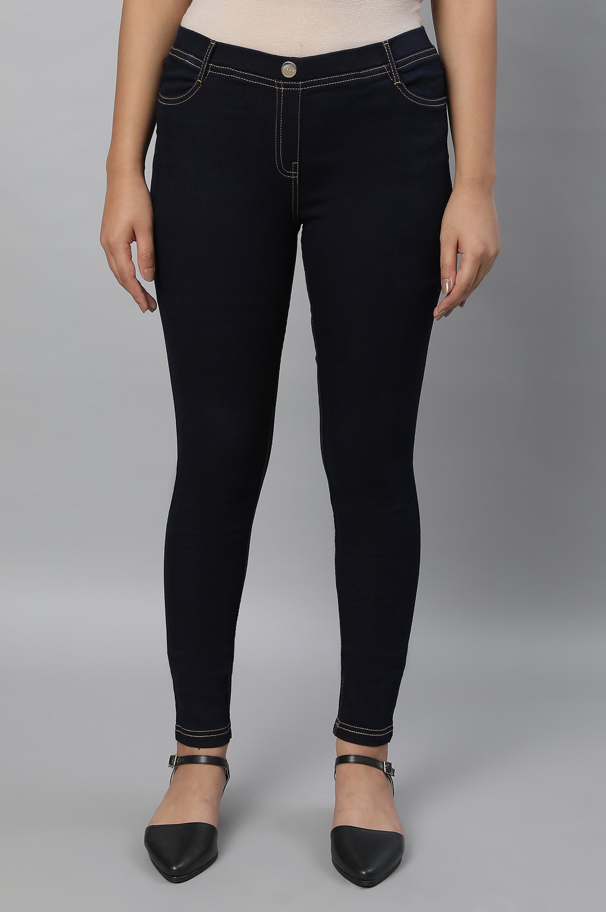 Elleven Women's Navy Blue Solid Skinny Fit Denim Jeggings With Slip On Closure - S