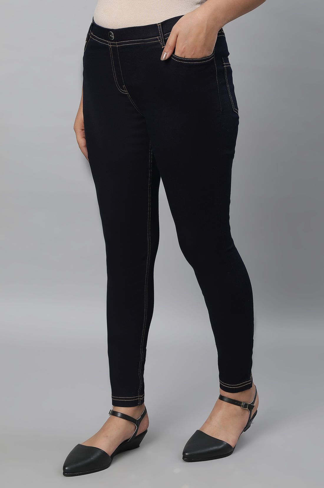 Navy Blue Solid Skinny Fit Denim Jeggings With Slip On Closure