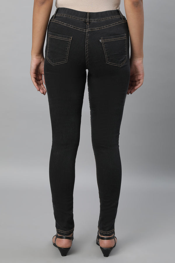 Grey Solid Skinny Fit Denim Jeggings With Slip On Closure