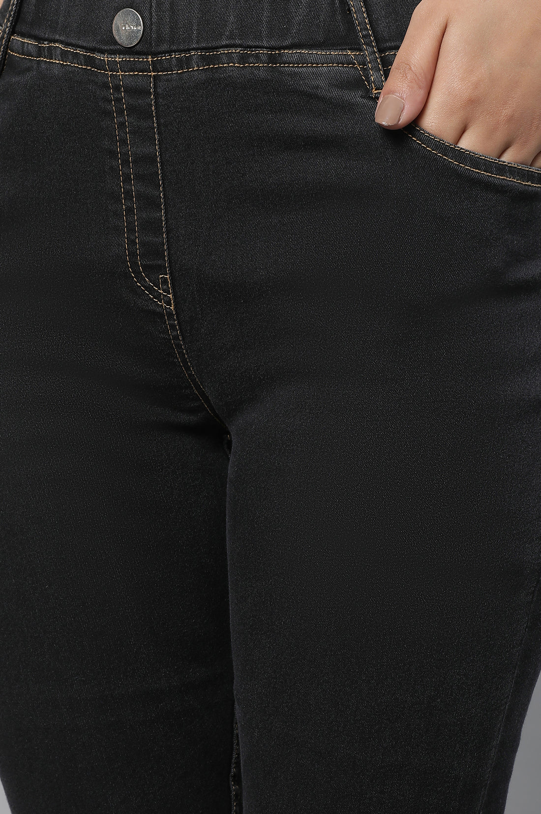 Grey Solid Skinny Fit Denim Jeggings With Slip On Closure