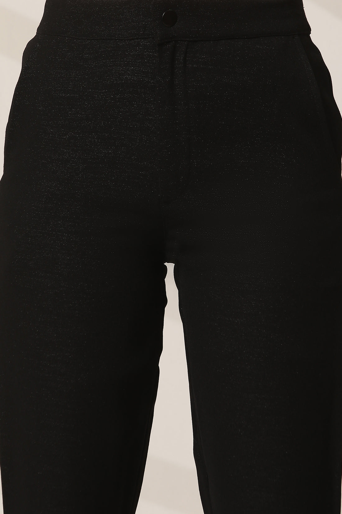 Black Solid Slim Fit Woven Pants With Elasticated Waist