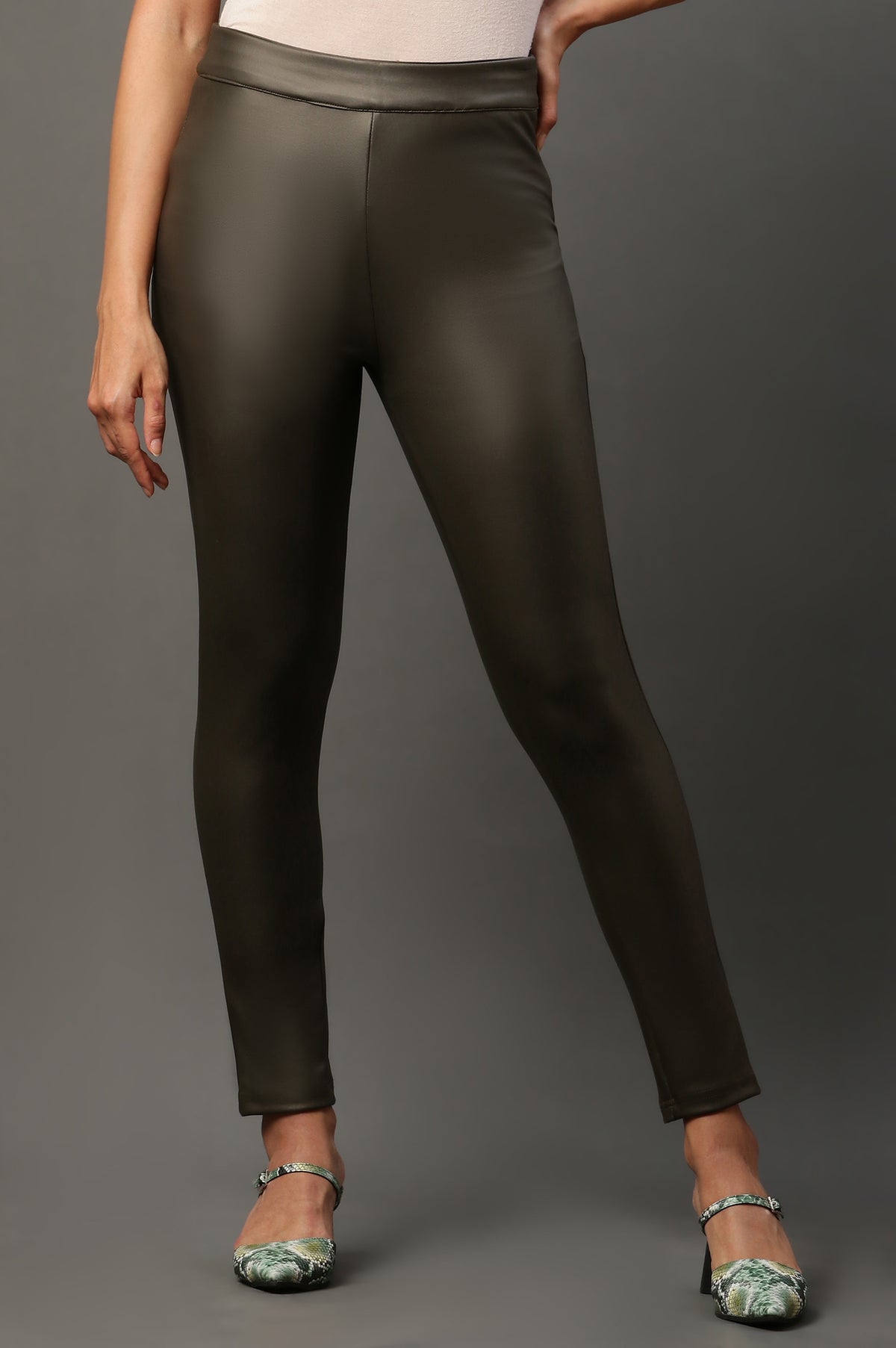 Elleven Women's Olive Green Solid Slim-fit Knit Pants with Side Zip - M