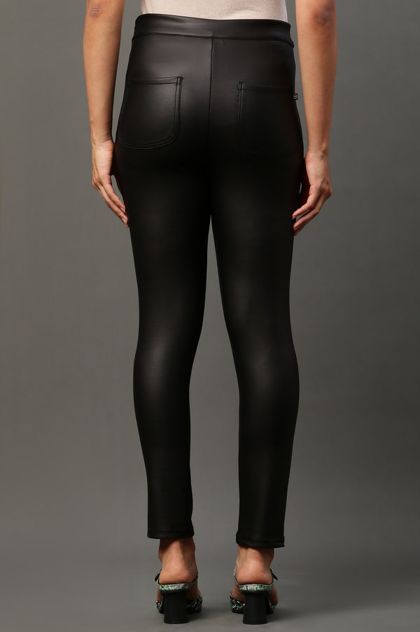 Elleven Women's Black Solid Slim Fit Pants With Side Zip