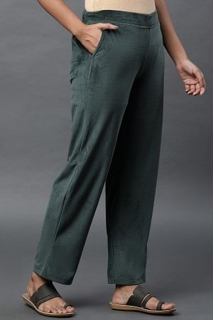Green Solid Straight Fit Velvet Pants With Elasticated Waist