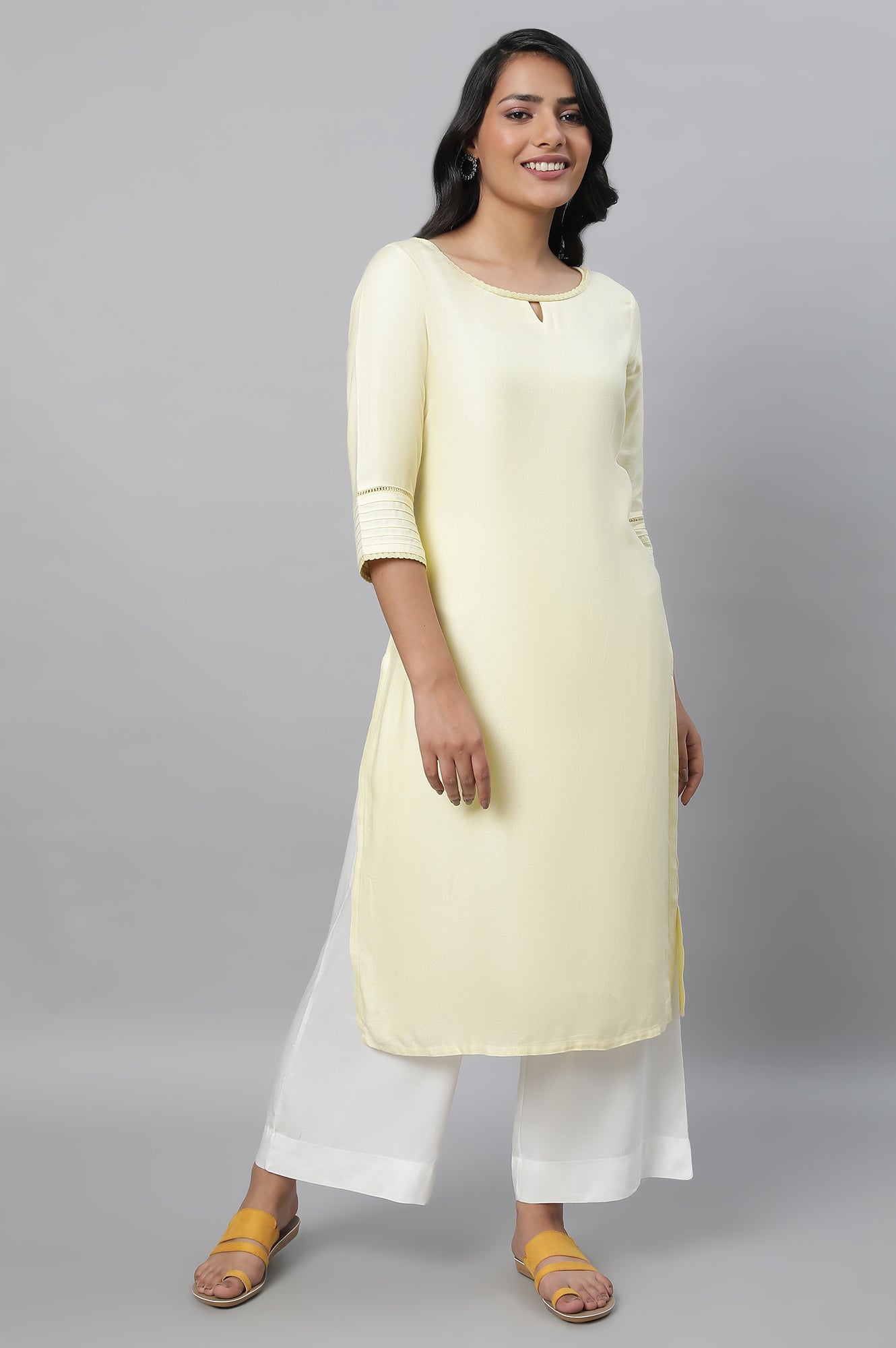 Yellow Round Neck Casual kurta