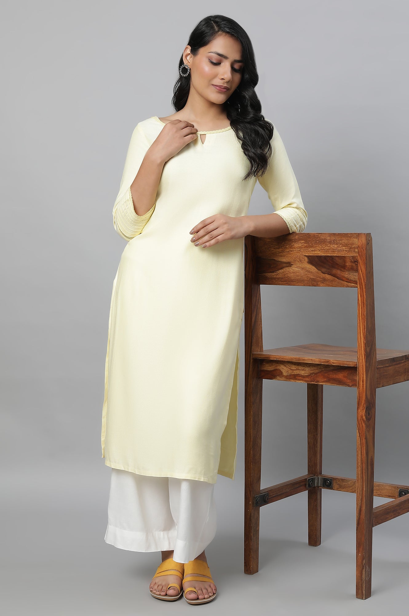 Yellow Round Neck Casual kurta