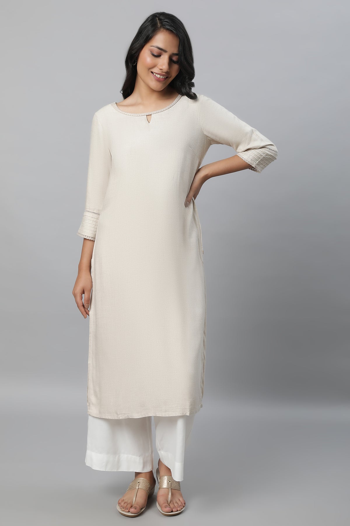Beige Round Neck Casual Kurta - XS