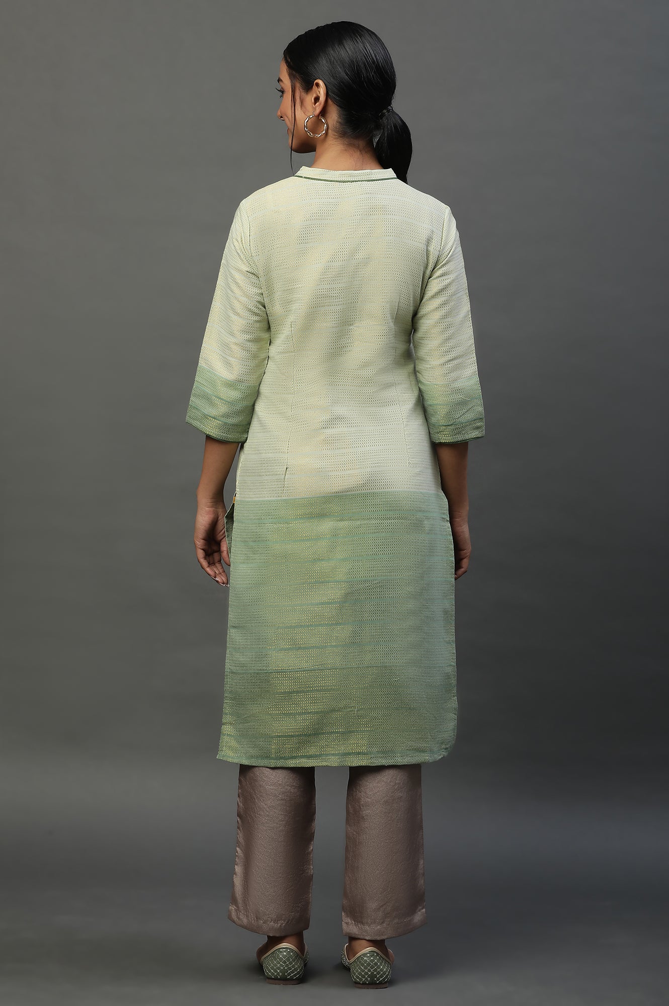 Green Colour Blocked Zari Dobby Kurta