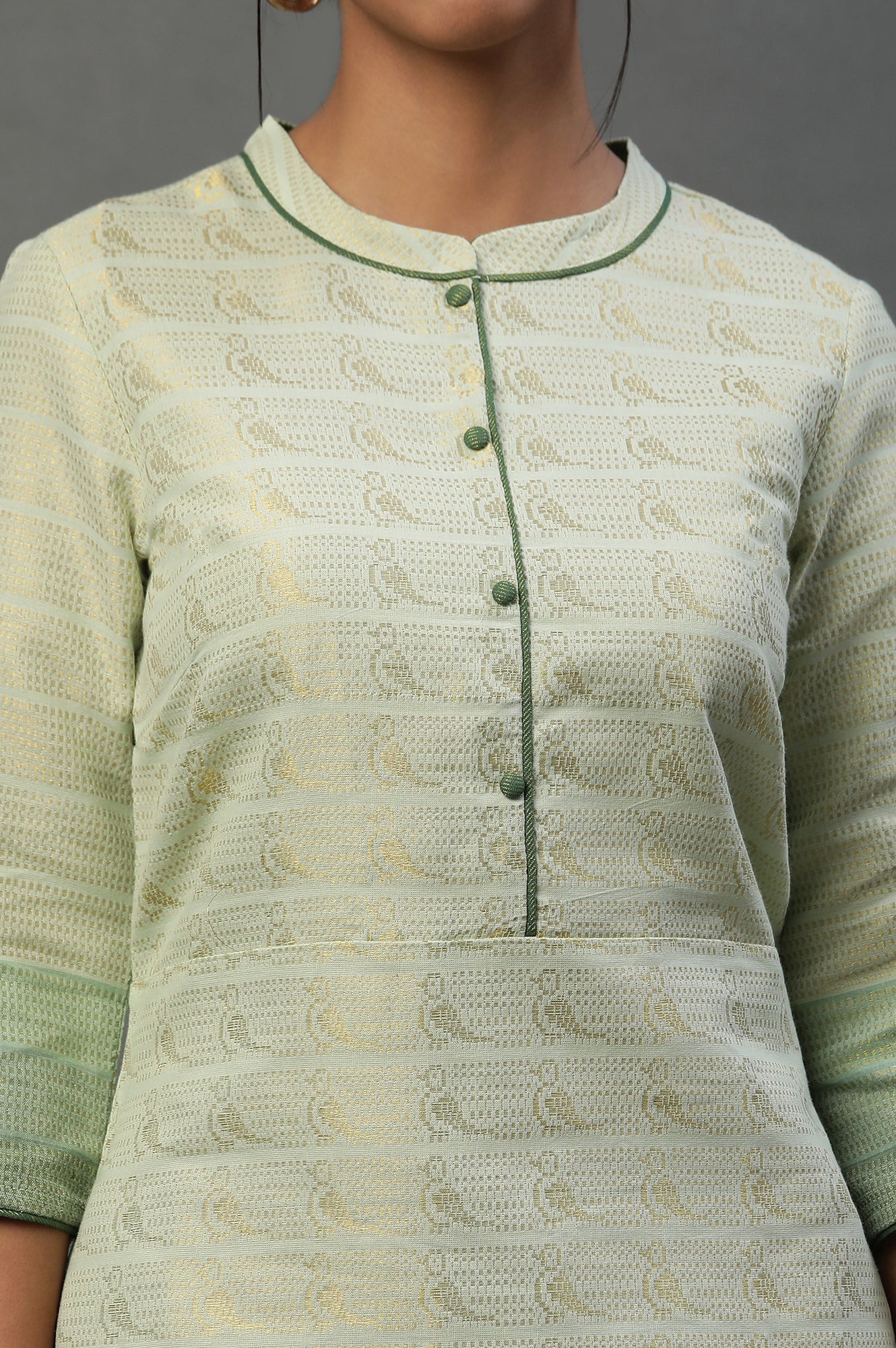 Green Colour Blocked Zari Dobby Kurta