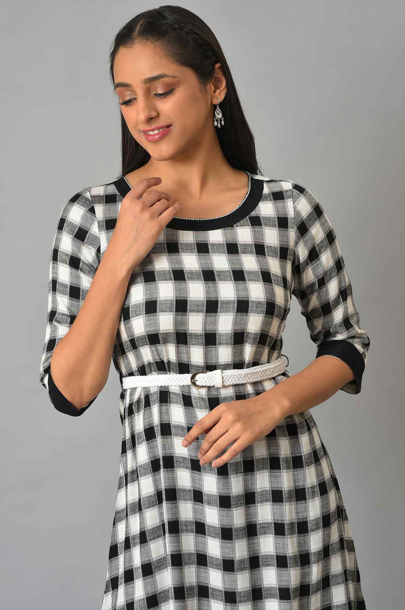 Black Checker Dobby kurta With Belt