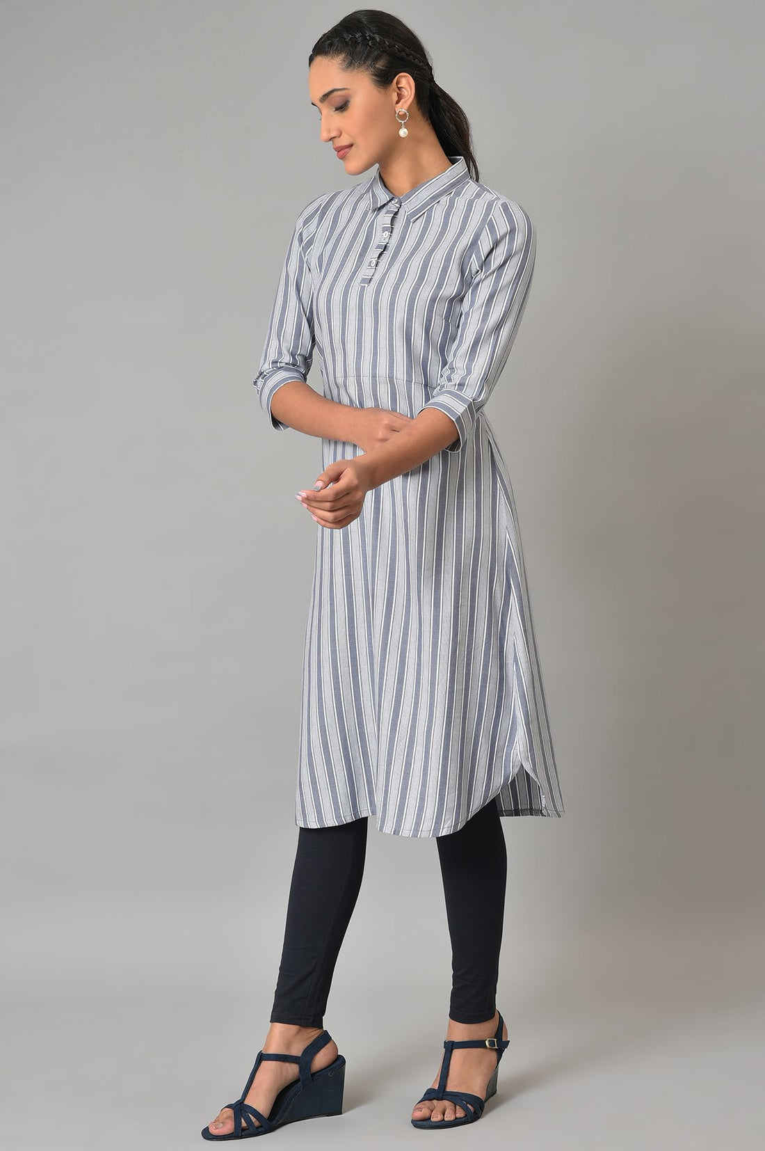 Blue Stripe Print Shirt Collar kurta