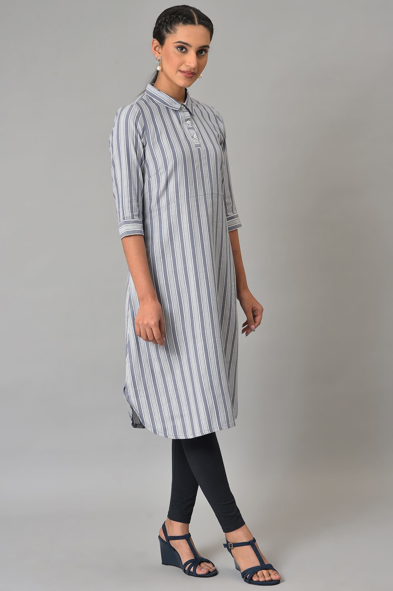 Blue Stripe Print Shirt Collar kurta