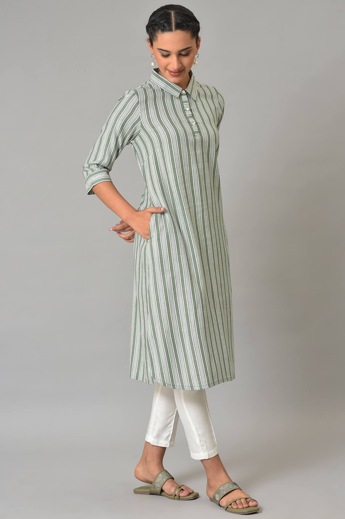 Green Stripe Print Shirt Collar kurta