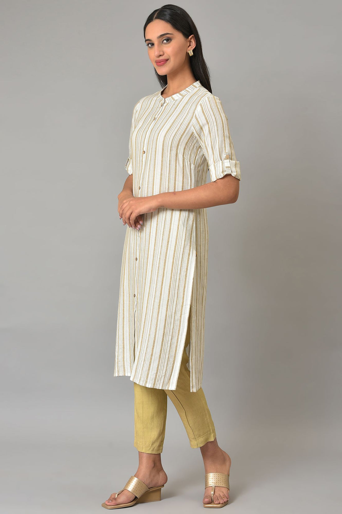 Beige Stripe Printed kurta In Mandarin Collar