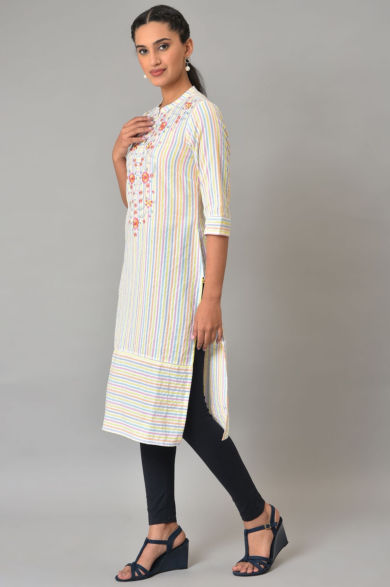 Multi-Coloured Stripe Printed Embroidered kurta