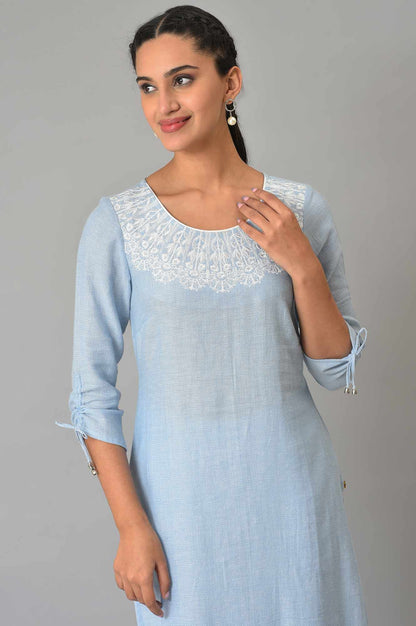 Blue Cotton Round Neck Embroidered kurta