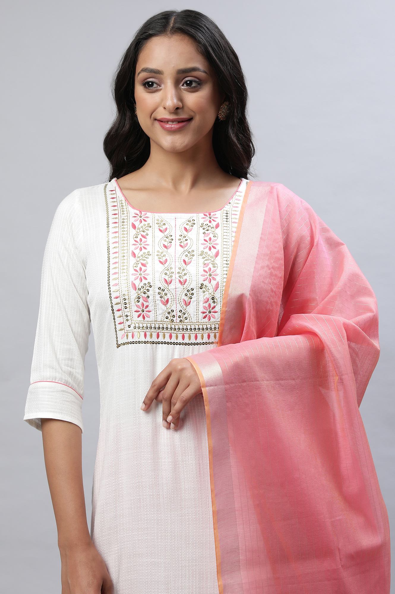 White Zari Embroidered Festive kurta