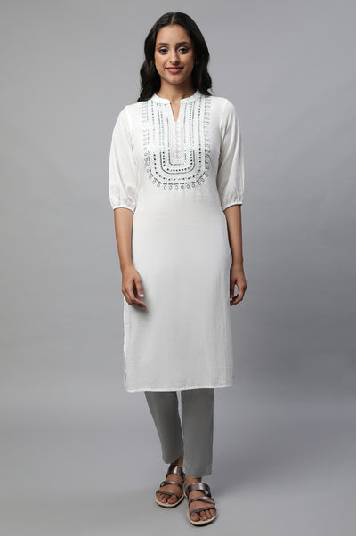 White Embroidered Straight kurta