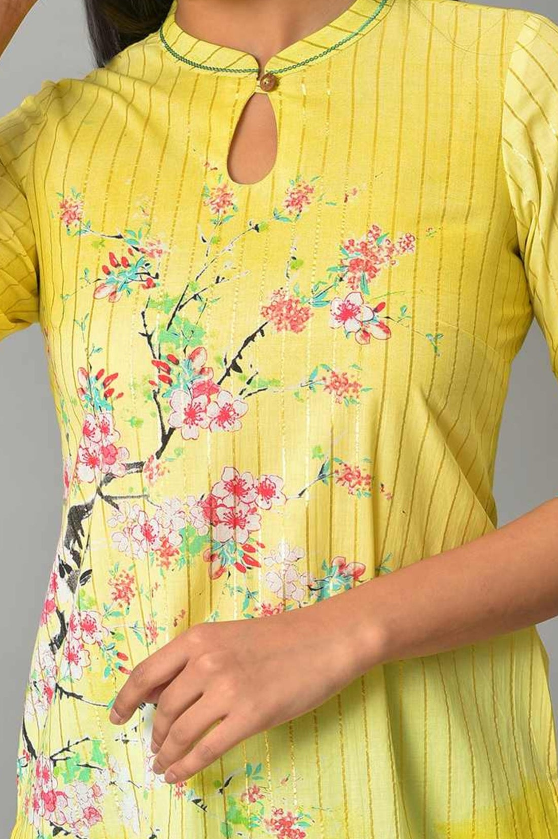Yellow Floral Printed Straight Summer kurta