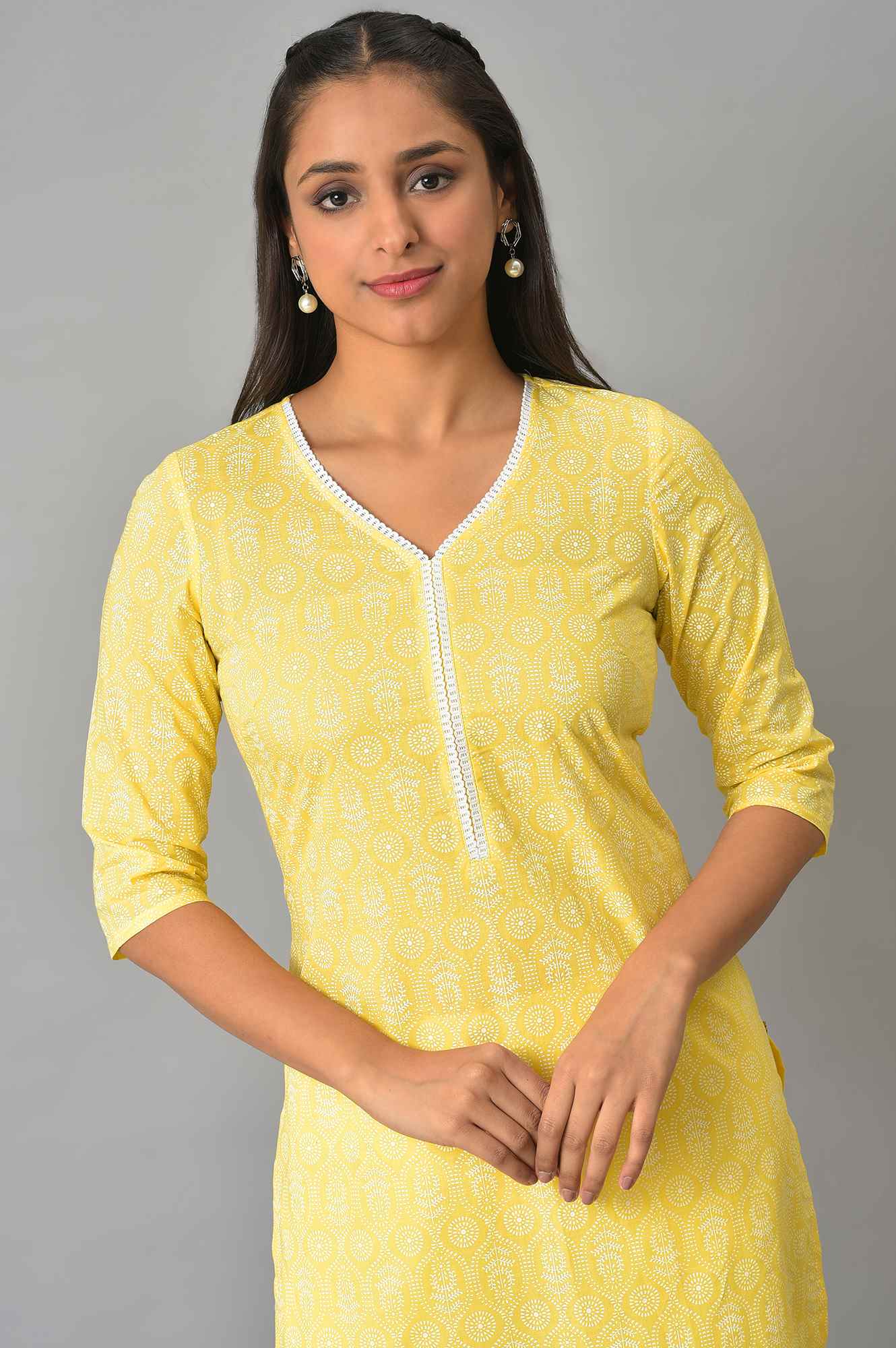 Yellow Floral Printed V-Neck kurta