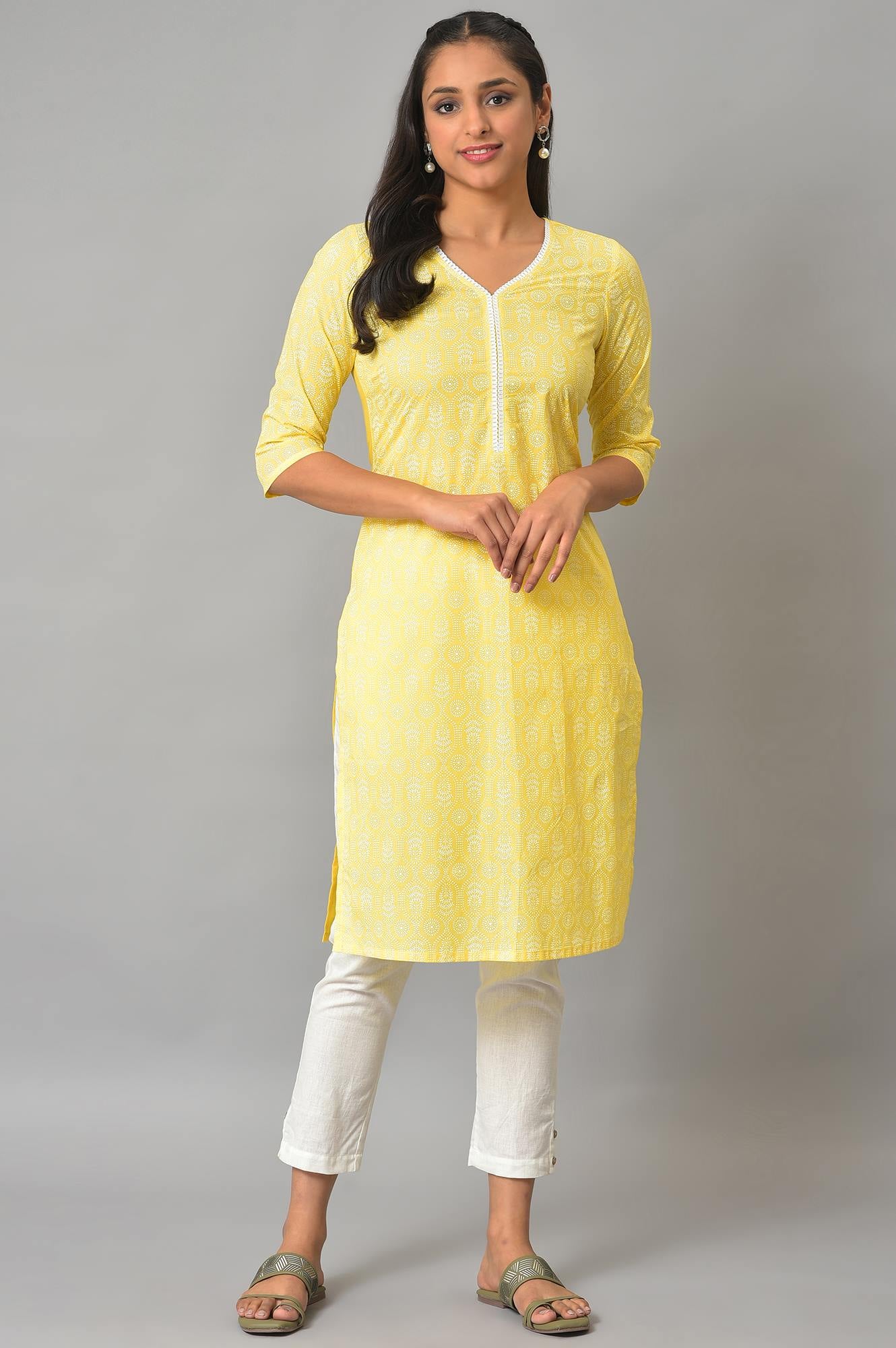 Yellow Floral Printed V-Neck kurta