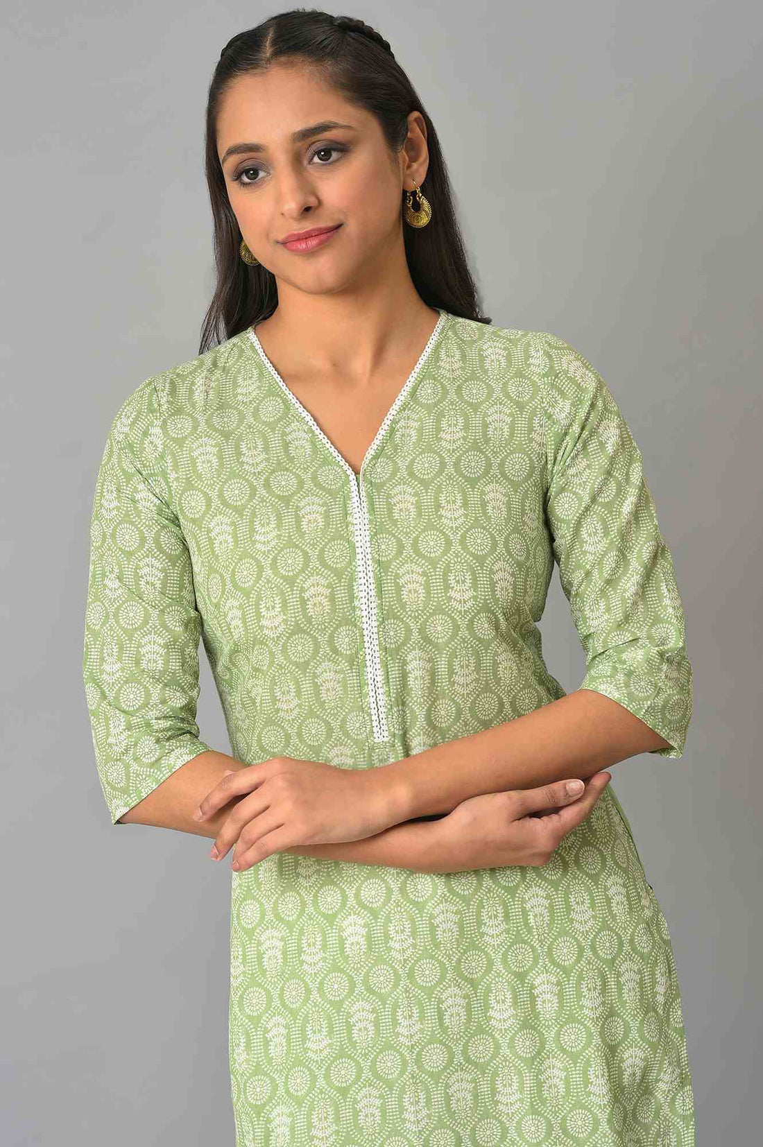 Green Floral Printed V-Neck kurta