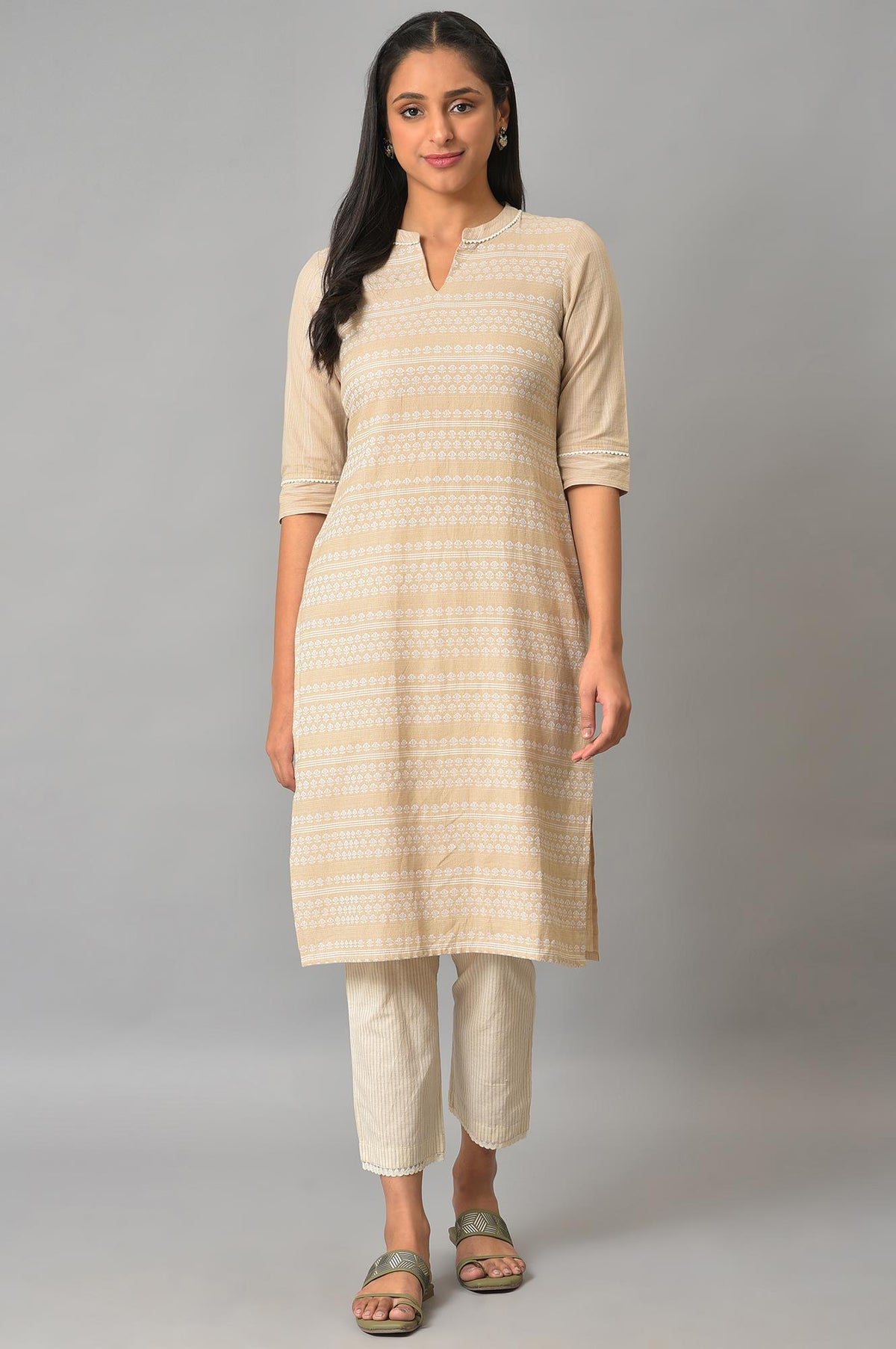 Beige Cotton Dobby Printed Kurta - S